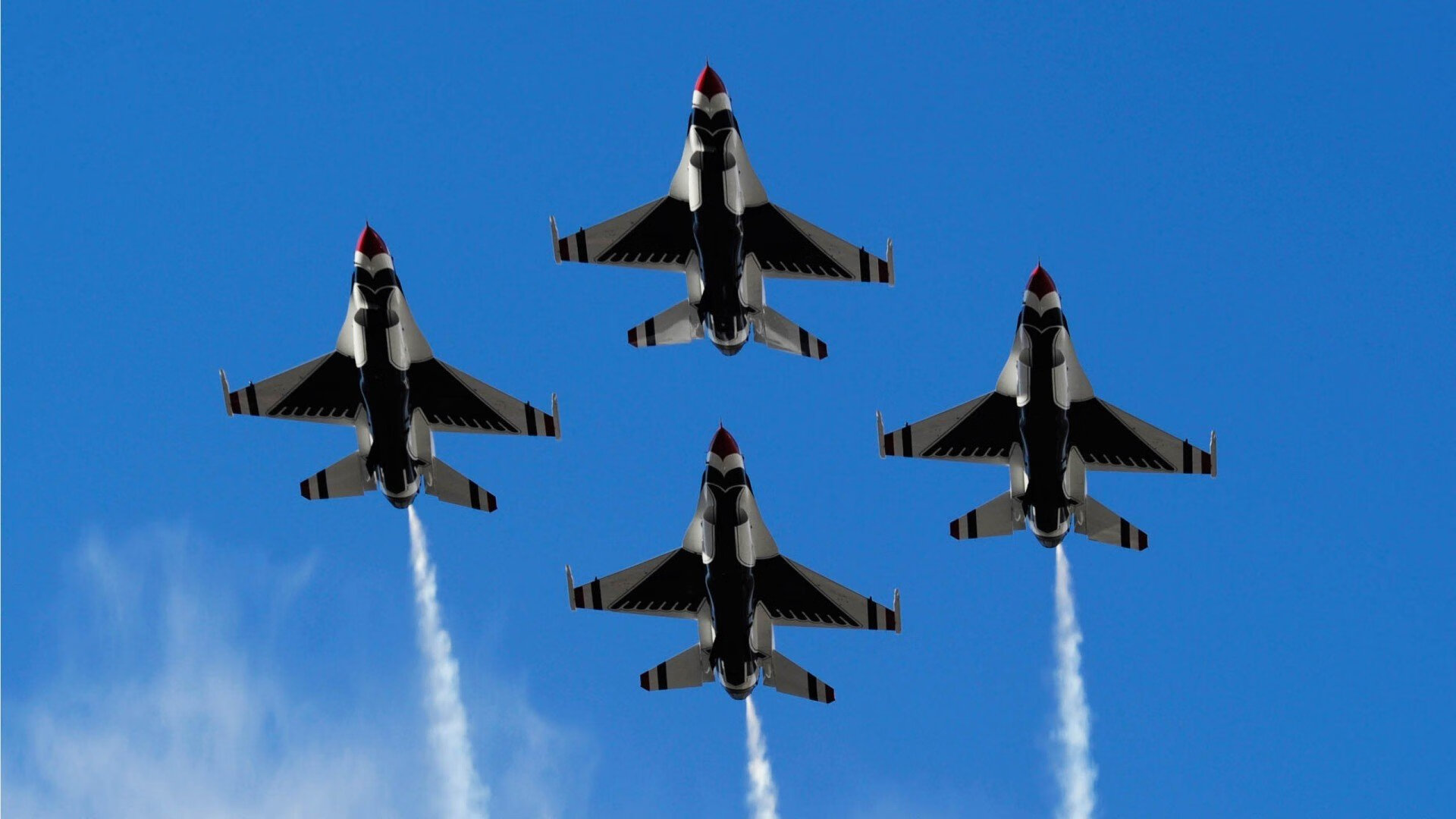 九游下载安装-“英超争冠激战正酣，胜负瞬息万变”，“英超”